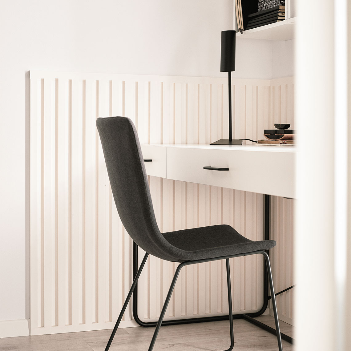 VOX Linerio L-Line White Slat Panel 104 5/16" x 4 13/16" x 13/16" - Doors and Beyond