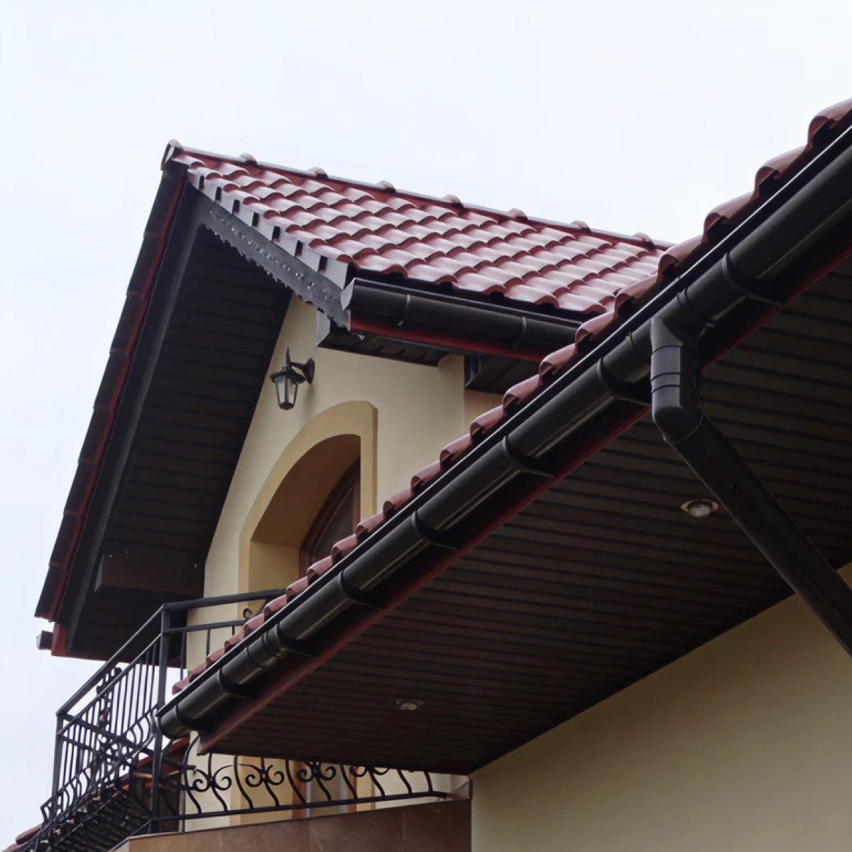 VILO Soffit SV-08 Brown 118 1/8" (9’8") - 10 Pcs