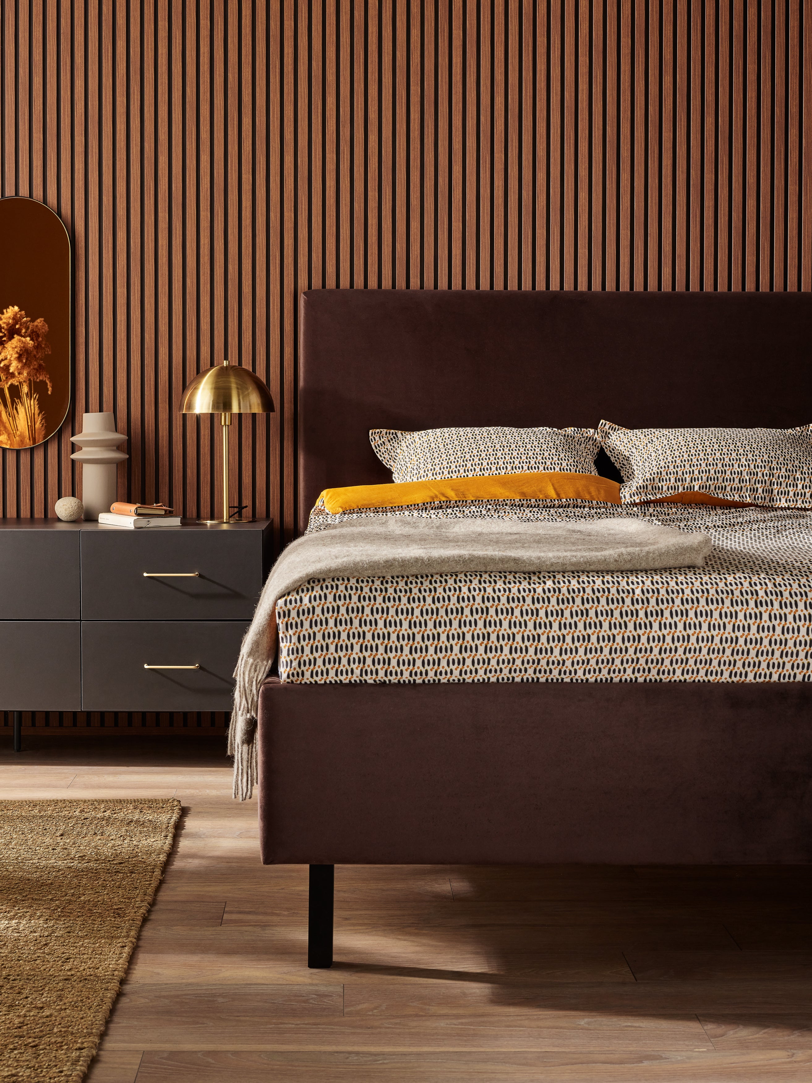 VOX Linerio M-Line Slat Panel Mocca 104 5/16" x 4 13/16" x 3/8"